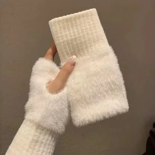 Luxury Mink Fleece Fingerless Gloves – Soft, Warm, and Stylish Winter Wrist Mittens for Women!